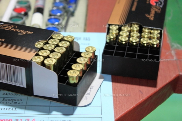 口コミ・レビュー評価が高いおすすめ人気商品の通販 実弾 機銃 九六式二十五粍 日本海軍 （1/700 5箱 7.62×54R 空箱 その他
