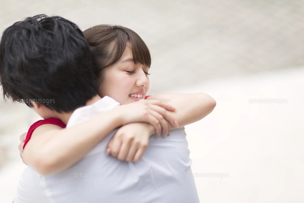 【♥︎】抱き合うカップル、卓上アレンジメント いいね不要