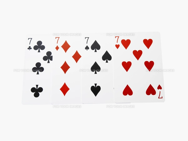 プリフェス トランプ 5d30bf691f4686bb244d611068e3f9