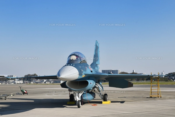 航空自衛隊のF-2戦闘機の写真素材 [FYI01218230] | ストックフォトの