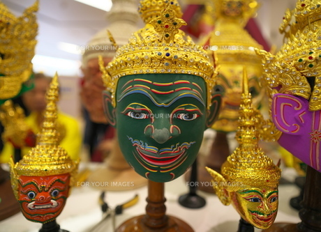 タイ舞踊で使われるコーン・マスク（魔神の仮面）の写真素材
