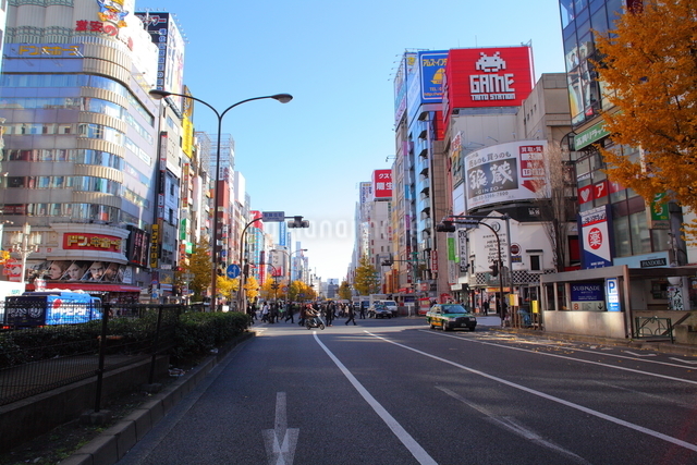 東京都道302号新宿両国線の写真素材 [FYI01440717] ストックフォトの Qlean Market（キュリンマーケット）