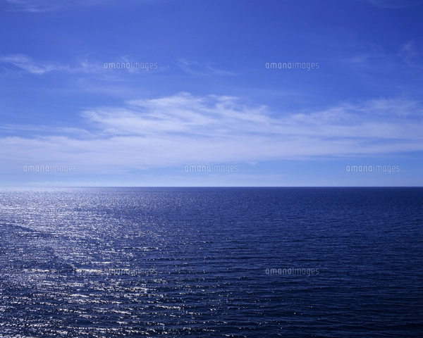海と空 海と水平線と空の写真素材 [FYI01657065] | ストックフォトの Qlean