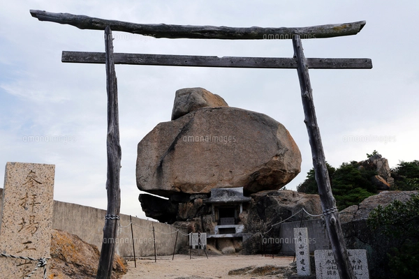 11月 小豆島の平和の群像 二十四の瞳像の写真素材 [FYI02673421