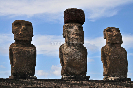イースター島のモアイ像の写真素材 [FYI02037858] | ストックフォトの
