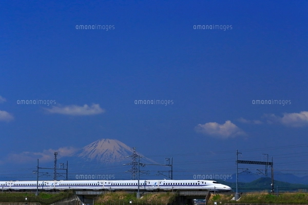 神奈川県 新幹線700系と富士山の写真素材 [FYI03005244] | ストック
