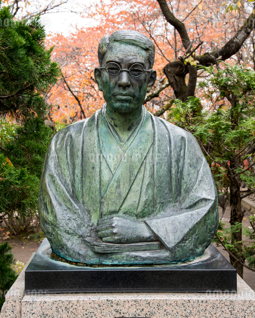 懐古園島崎藤村像の写真素材 [FYI03187583] | ストックフォトの Qlean 