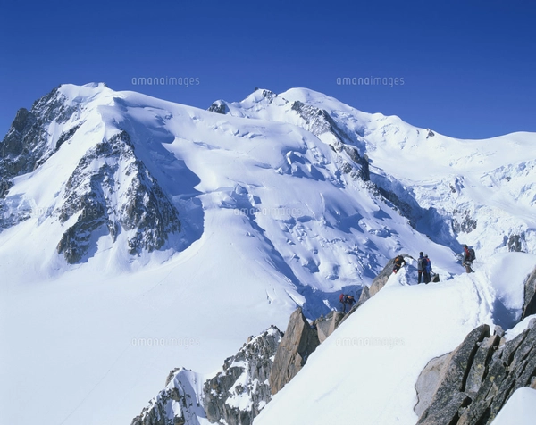 モンブラン山群の写真素材 [FYI03320042] | ストックフォトの Qlean