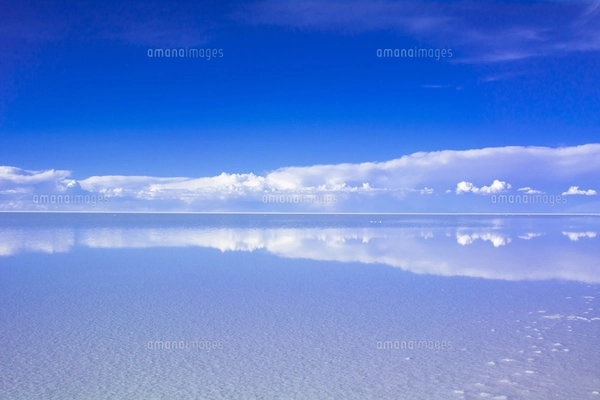 ウユニ塩湖の写真素材 [FYI03350463] | ストックフォトの Qlean
