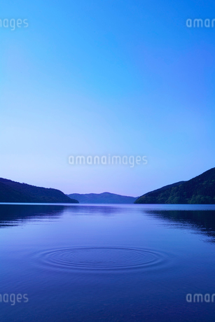 自然の風景写真 湖と山 山と湖の風景の写真 - 無料の高画質写真を