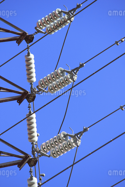 高圧送電線の絶縁ガイシの写真素材 [FYI04245689] | ストックフォトの