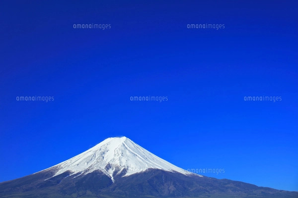 快晴の空に雪の富士山の写真素材 [FYI04317943] | ストックフォトの