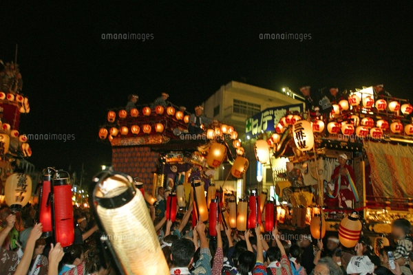 10月 川越祭り 夜の曳っかわせ（ひっかわせ)の写真素材 [FYI04486712