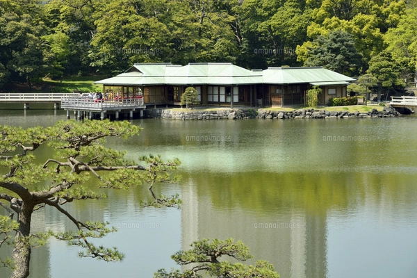 浜離宮恩賜庭園・中島の御茶屋の写真素材 [FYI04765046] | ストック
