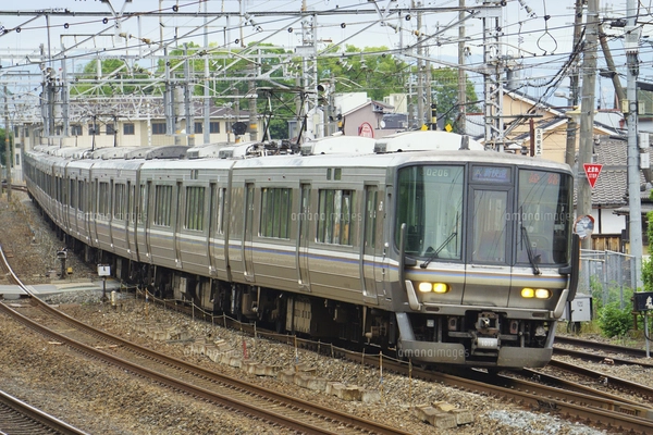 京阪電鉄 京阪本線の準急列車の写真素材 [FYI04961894] | ストック
