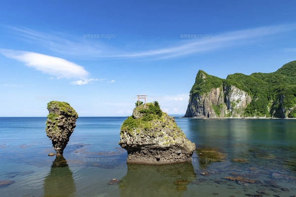 北海道 積丹半島の夏の風景の写真素材 [FYI04911952] | ストックフォト