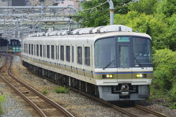 京阪電鉄 京阪本線の準急列車の写真素材 [FYI04961894] | ストック