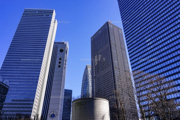 新宿アイランドタワーから西新宿の超高層ビル群の写真素材