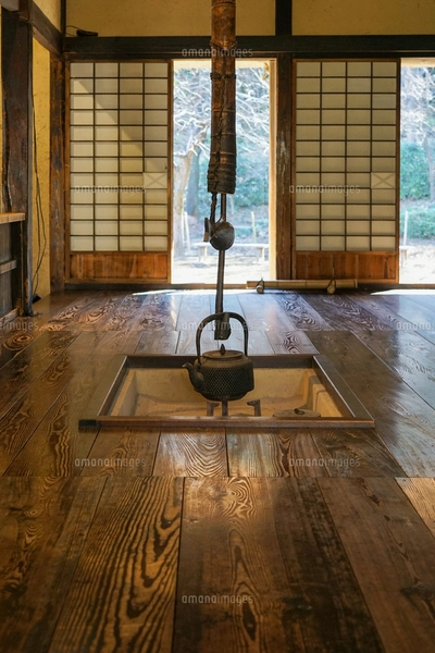 木彫り壁掛け 昭和レトロ 古民家 囲炉裏 昔ばなし 【公式通販】