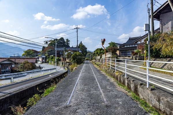 旧国鉄倉吉線 廃線レールの西側終端地点の写真素材 [FYI07782486