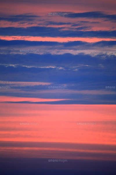 風景油彩画 オレンジ紫のグラデーション