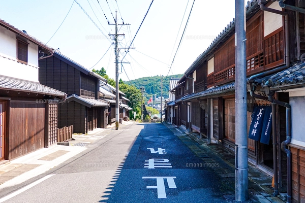 重伝建に選定される美々津の伝統的な街並みの写真素材 [FYI07788118