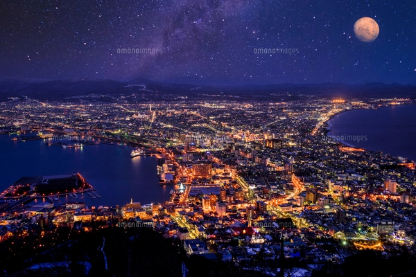 厳冬期の函館の100万ドルの夜景の写真素材 [FYI07912117] | ストック