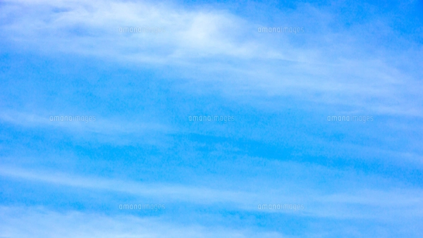 青空と雲の背景｜16:9 の写真素材 [FYI08020748] | ストックフォトの