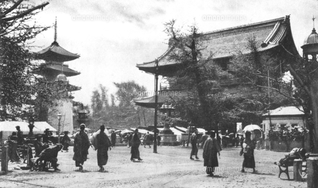1924-1927年の東京の古写真 浅草寺の仁王門と五重塔の写真素材