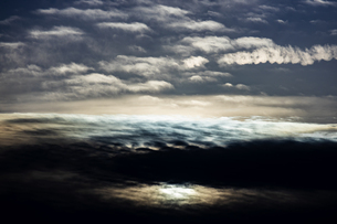 雲の多い空の写真素材 [FYI08371307] | ストックフォトの Qlean Market